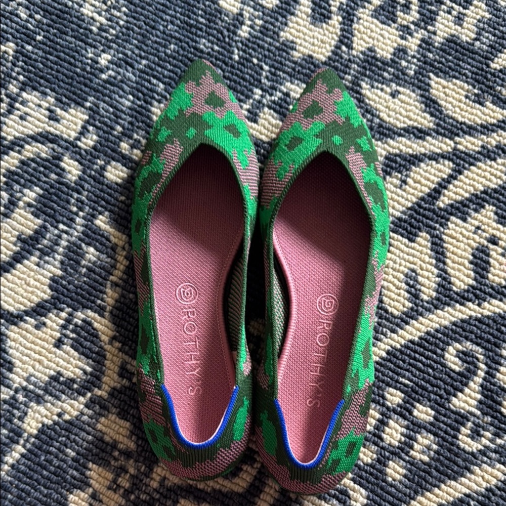 Rothys point 1 camo flats